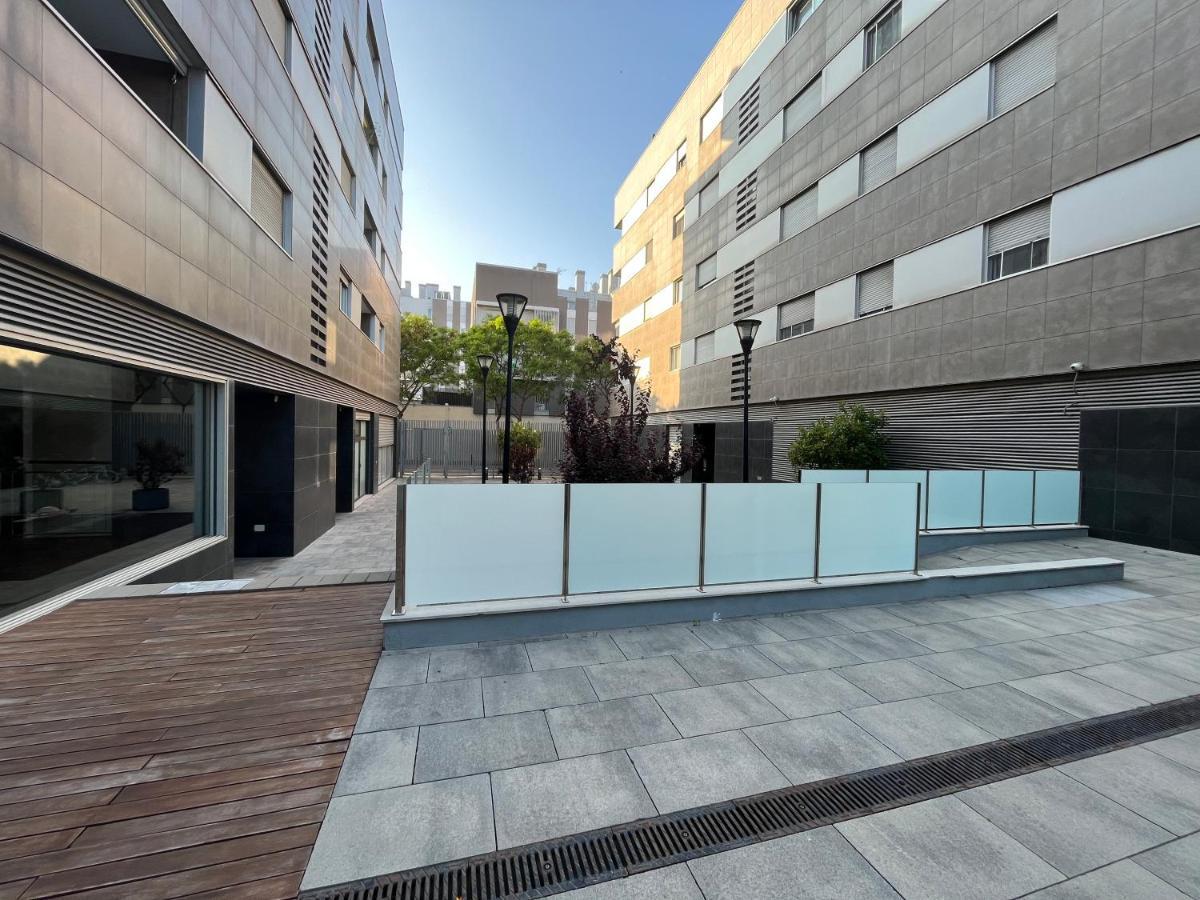 Beach & Culture Barcelona Port Forum Penthouse Apartment Sant Adria de Besos Exterior photo